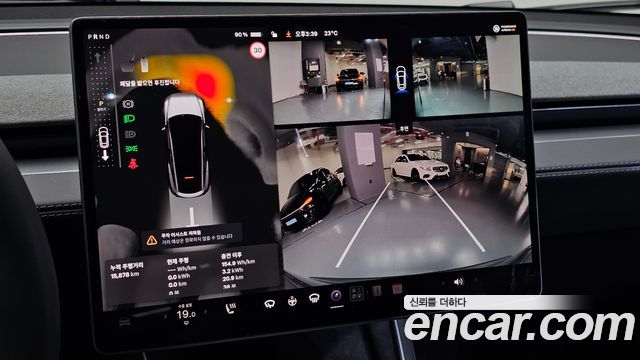 Tesla Model Y 2025 — photo 24
