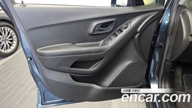 Chevrolet Korea Trax 2021 — photo 14