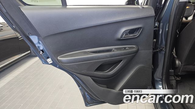 Chevrolet Korea Trax 2021 — photo 15