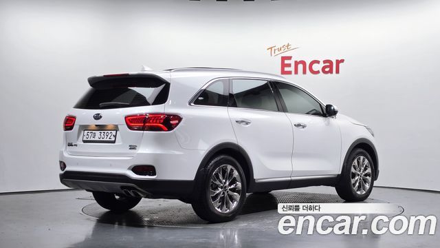 Kia Sorento 2018 — photo 2