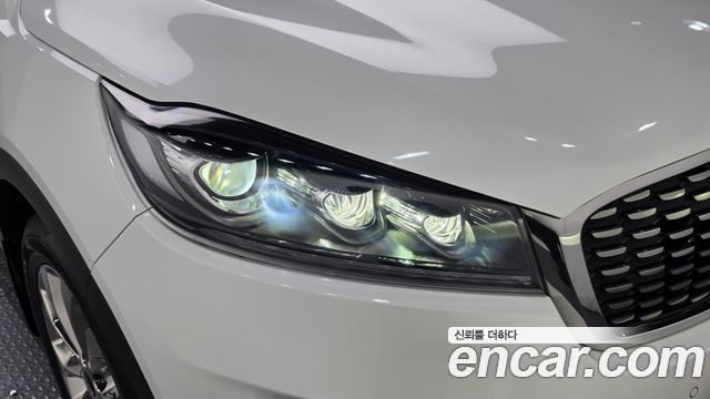 Kia Sorento 2018 — photo 8