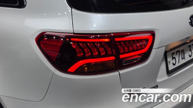 Kia Sorento 2018 — photo 9