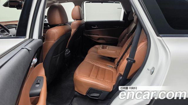 Kia Sorento 2018 — photo 16