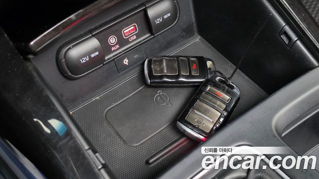 Kia Sorento 2018 — photo 29