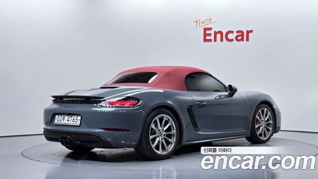 Porsche 718 2018 — photo 2