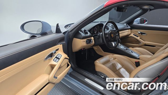 Porsche 718 2018 — photo 13