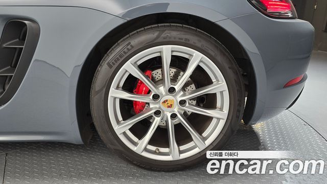 Porsche 718 2018 — photo 7