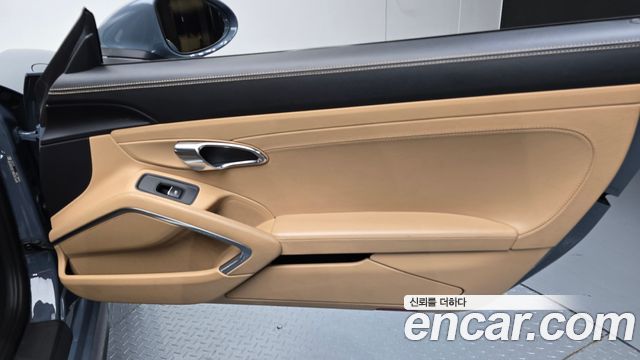 Porsche 718 2018 — photo 14