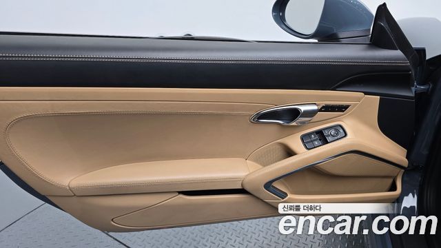 Porsche 718 2018 — photo 15