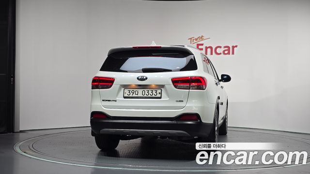 Kia Sorento 2017 — photo 4
