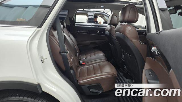 Kia Sorento 2017 — photo 17