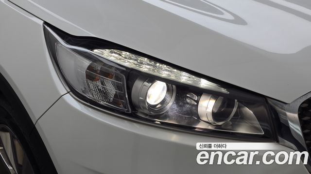 Kia Sorento 2017 — photo 8