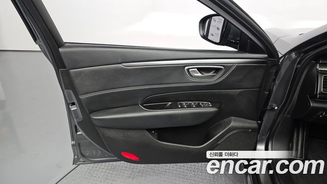 Renault Korea SM6 2024 — photo 14