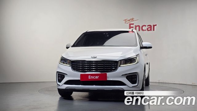 Kia Canival 2019 — photo 3