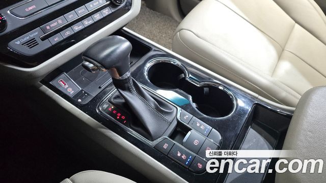 Kia Canival 2019 — photo 12