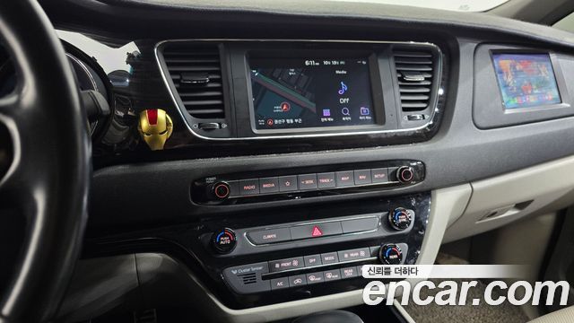 Kia Canival 2019 — photo 19