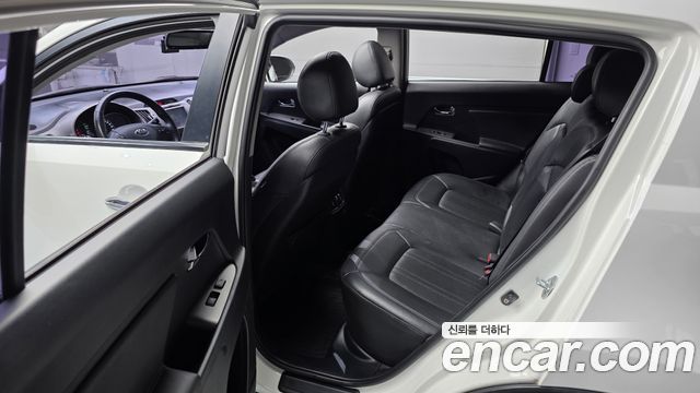 Kia Sportage 2014 — photo 17