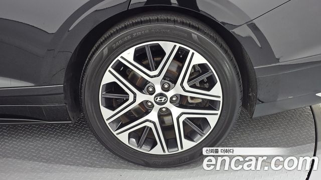Hyundai Grandeur 2023 — photo 7