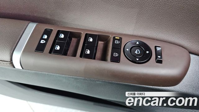 Hyundai Grandeur 2023 — photo 28