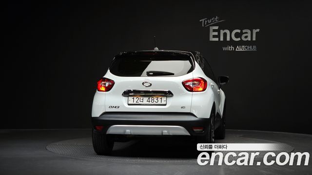 Renault Korea QM3 2017 — photo 4