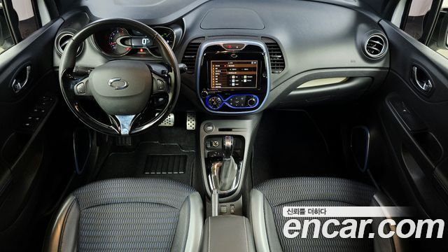 Renault Korea QM3 2017 — photo 10