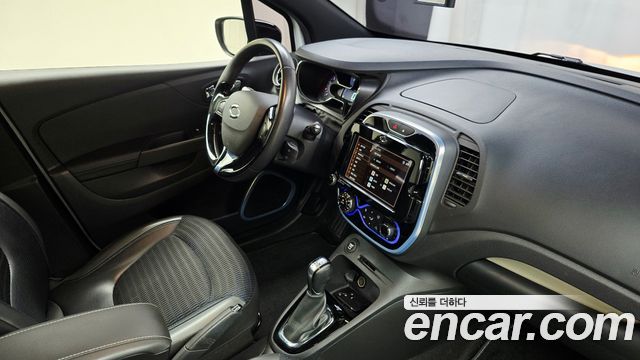 Renault Korea QM3 2017 — photo 23