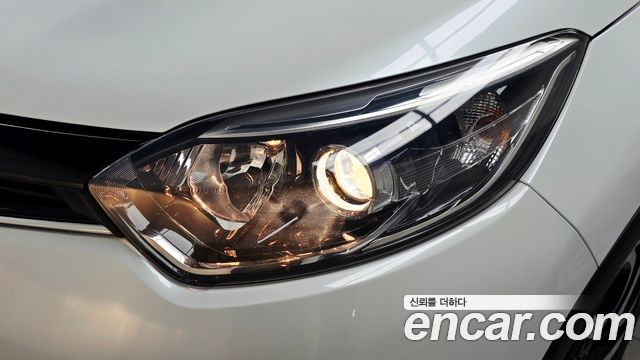 Renault Korea QM3 2017 — photo 8