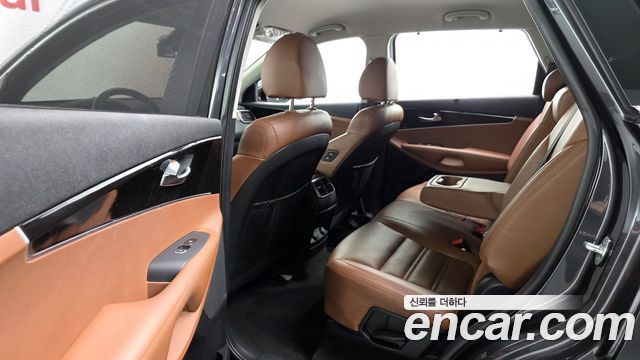 Kia Sorento 2018 — photo 17