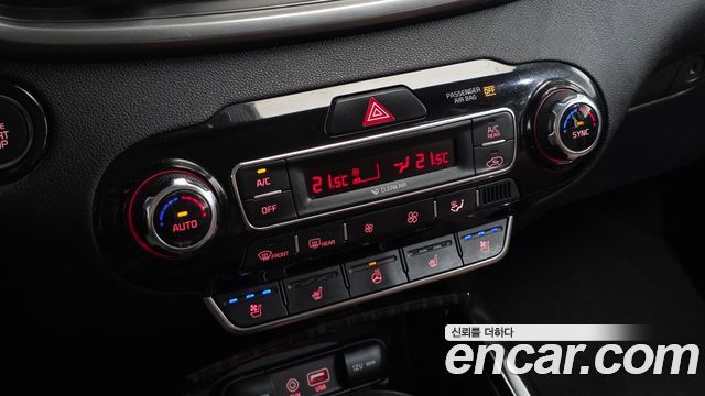 Kia Sorento 2018 — photo 24