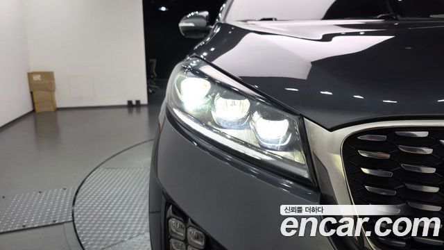Kia Sorento 2018 — photo 8