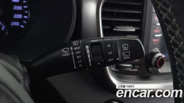 Kia Sorento 2018 — photo 28
