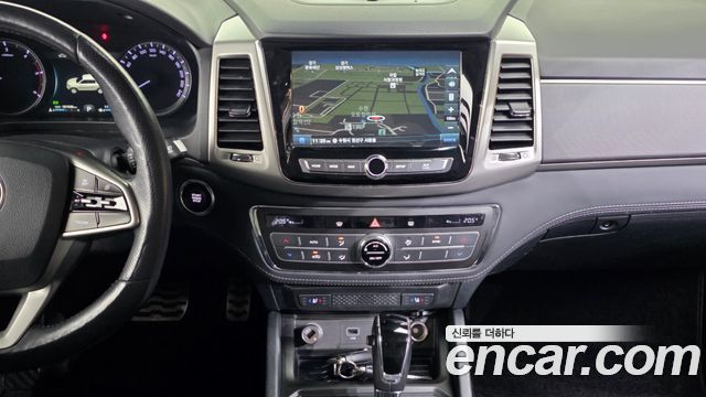 KG Mobility Rexton 2018 — photo 20