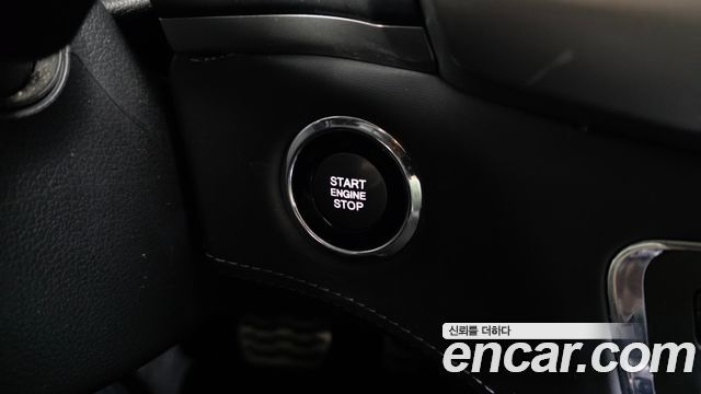KG Mobility Rexton 2018 — photo 30