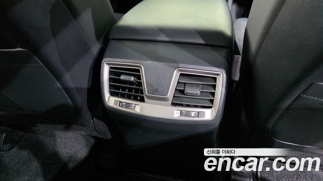 KG Mobility Rexton 2018 — photo 33