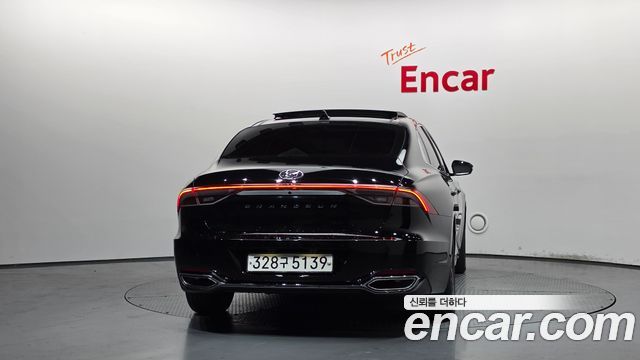 Hyundai Grandeur 2022 — photo 4