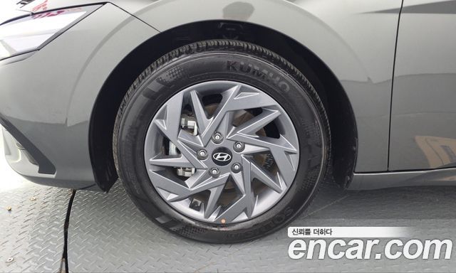 Hyundai AVANTE 2024 — photo 5