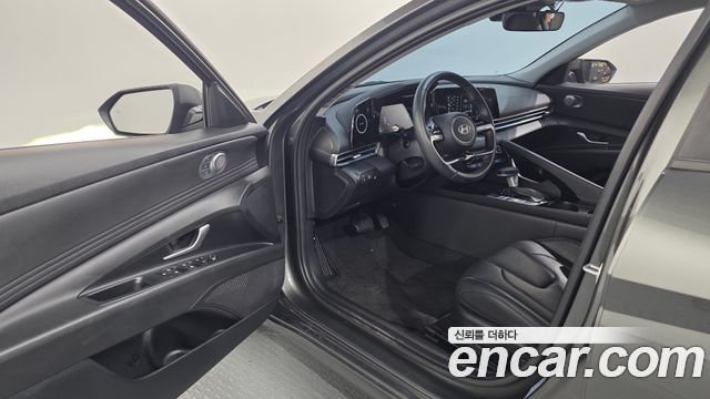 Hyundai AVANTE 2024 — photo 13