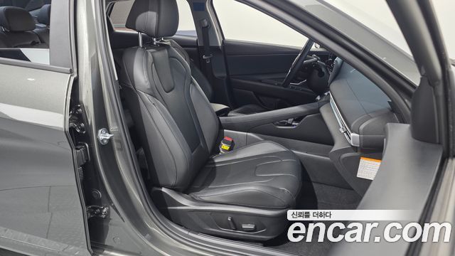 Hyundai AVANTE 2024 — photo 16
