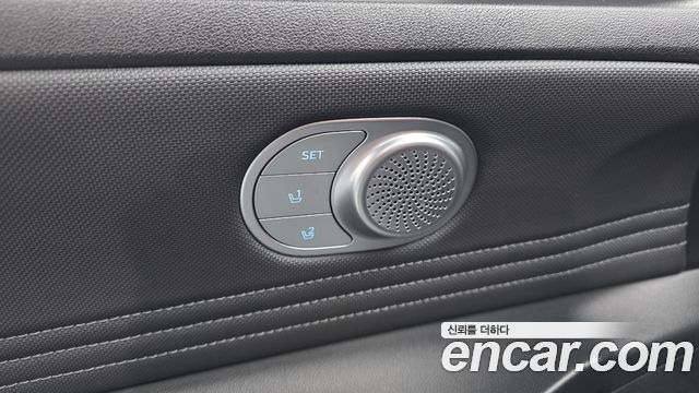 Hyundai AVANTE 2024 — photo 33