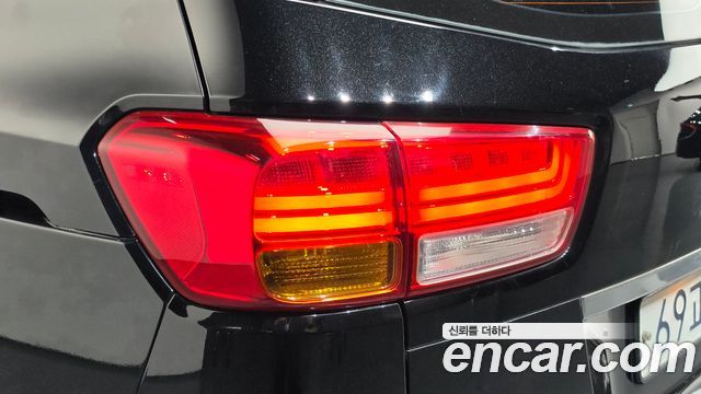 Kia Canival 2016 — photo 9