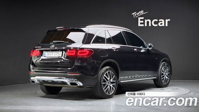 Mercedes-Benz GLC-Class 2021 — photo 2