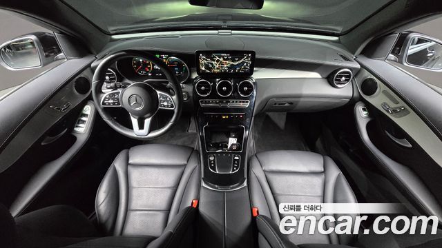 Mercedes-Benz GLC-Class 2021 — photo 10