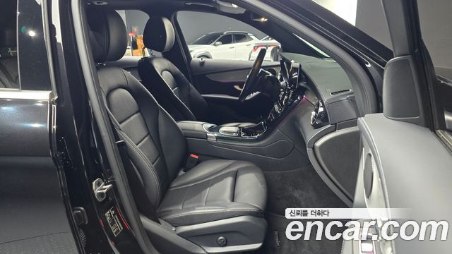 Mercedes-Benz GLC-Class 2021 — photo 13