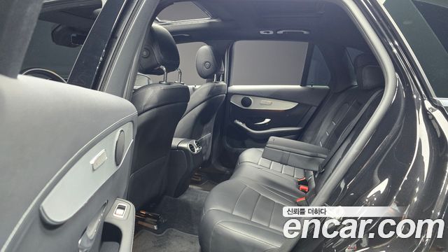 Mercedes-Benz GLC-Class 2021 — photo 18