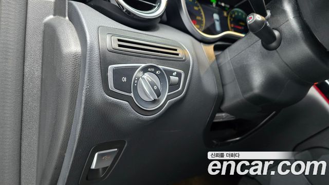 Mercedes-Benz GLC-Class 2021 — photo 20
