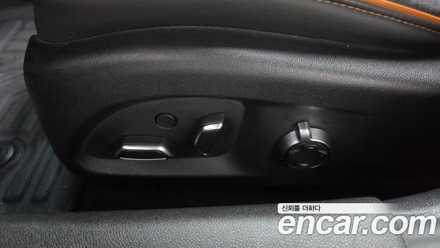 Cadillac CT4 2021 — photo 30