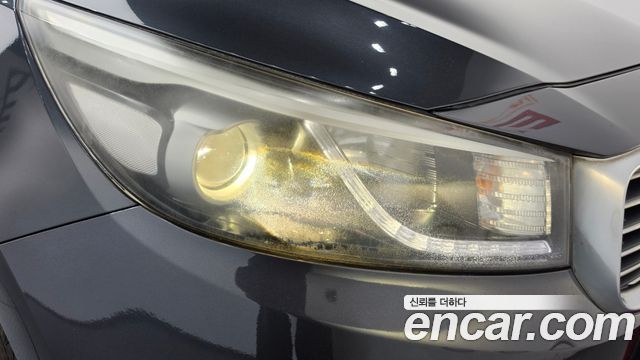 Kia Canival 2015 — photo 8