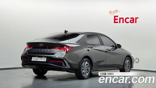 Hyundai AVANTE 2024 — photo 2