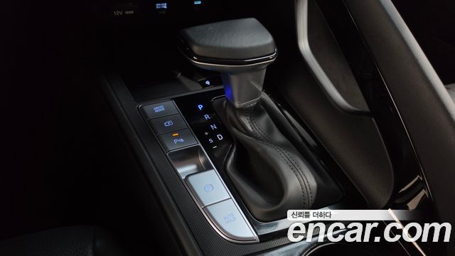 Hyundai AVANTE 2024 — photo 12