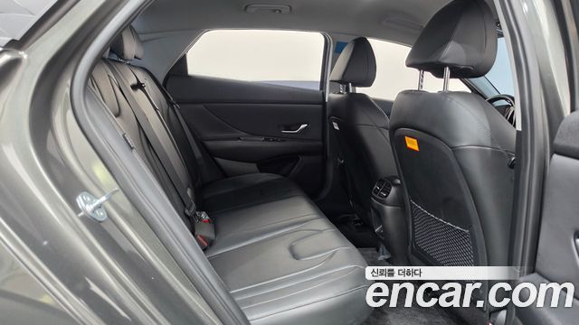 Hyundai AVANTE 2024 — photo 17